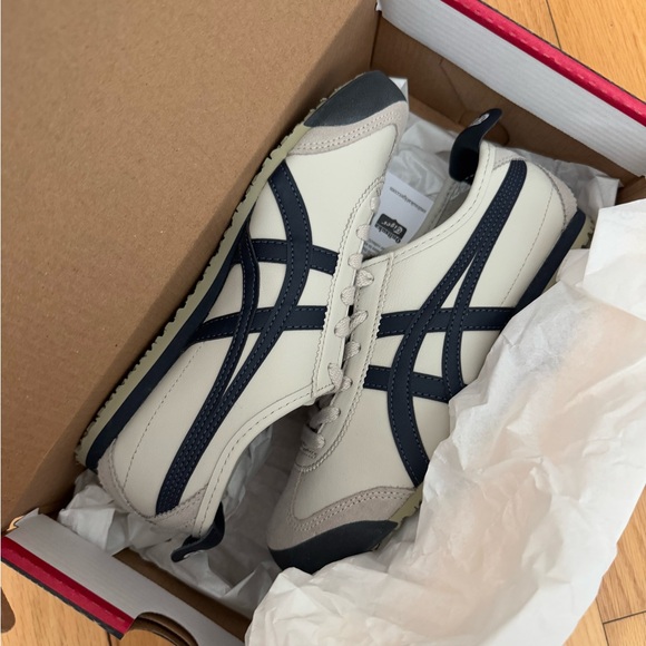 Onitsuka Mexico 66 Birch Peacoat beige navy shoes - Picture 9 of 10